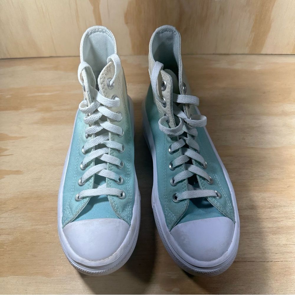 Converse High-Top Sneakers Women’s Size 6 - Picture 2 of 7